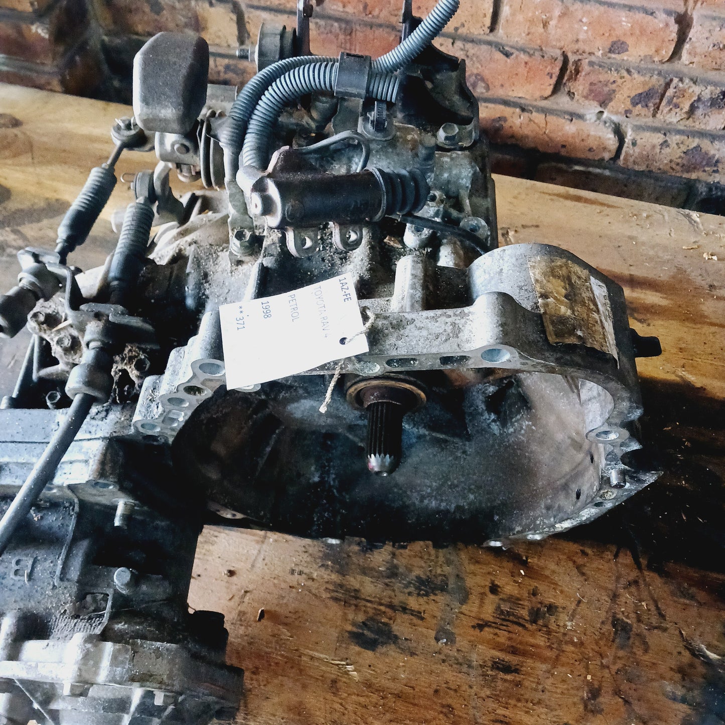 Toyota 5-Speed Manual Gearbox | 1AZ-FE